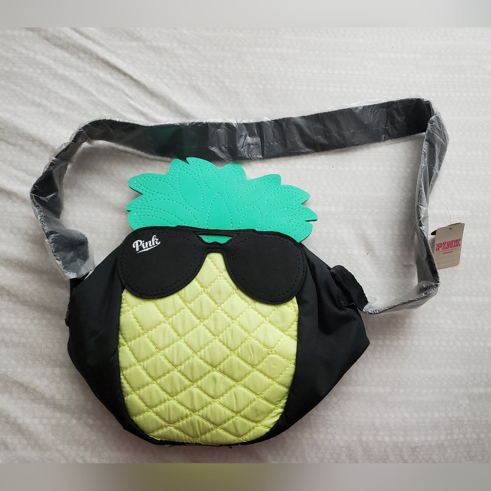 New with Tags Victoria's Secret PINK Pineapple Cooler fanny pack